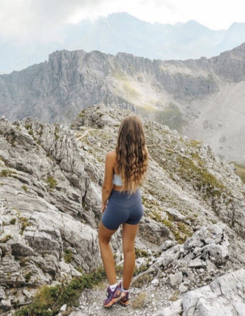 Частная массажистка Елена