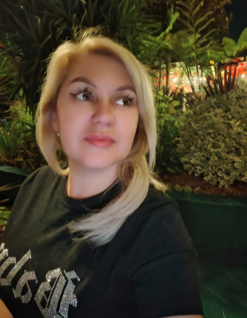 Частная массажистка Елена