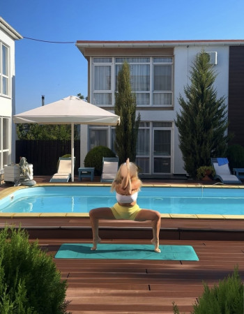 Частная массажистка Кира 