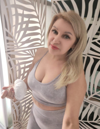 Частная массажистка Елена 