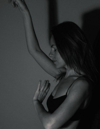 Частная массажистка Анна Солар 