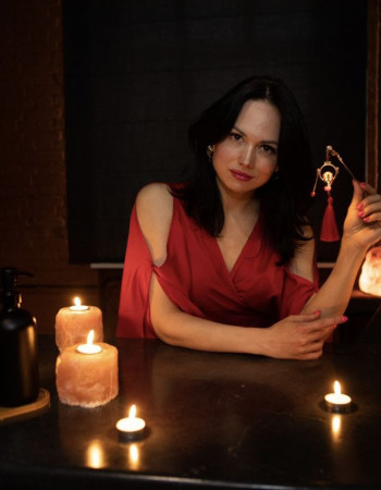 Частная массажистка Аура