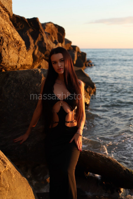 Частная массажистка Эмилия, 20 лет, Москва - фото 17