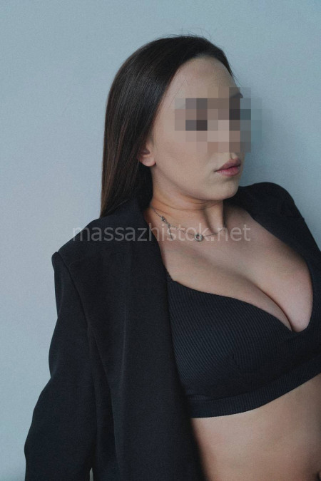 Частная массажистка Адель, 20 лет, Москва - фото 1