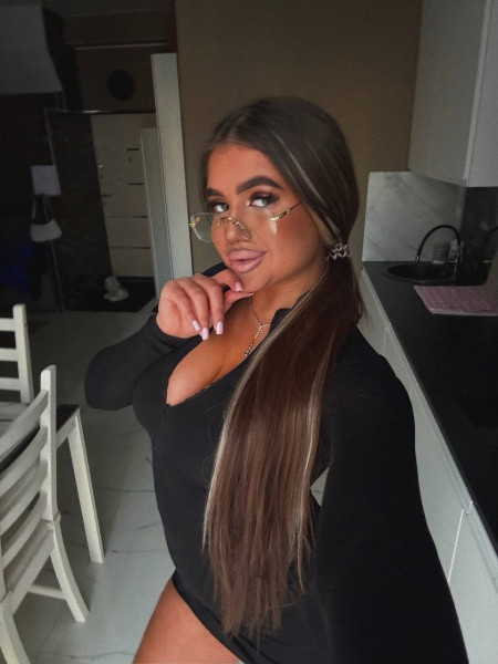 Частная массажистка Элина, 23 года, Москва - фото 1