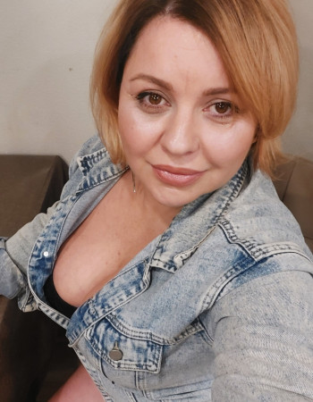 Частная массажистка Алина 