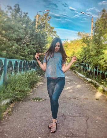 Частная массажистка Алиса 